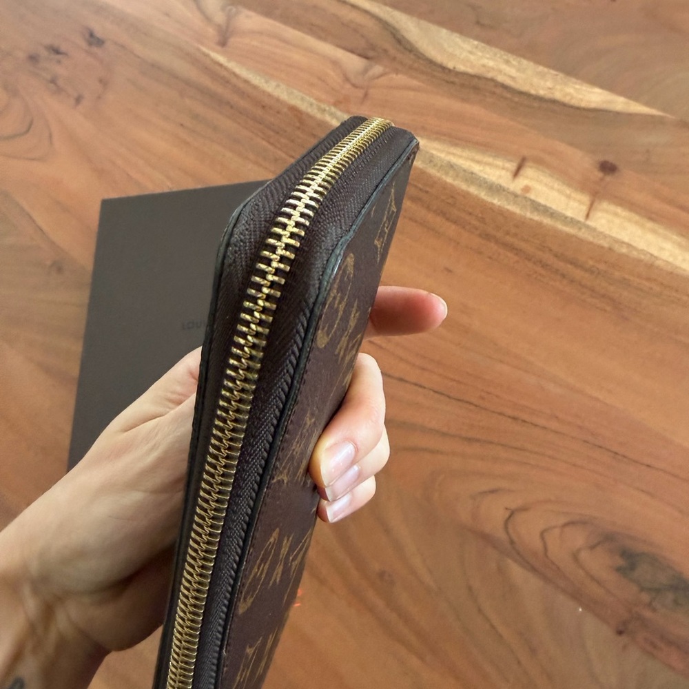 Louis Vuitton Clémence Wallet - Picture 7 of 8